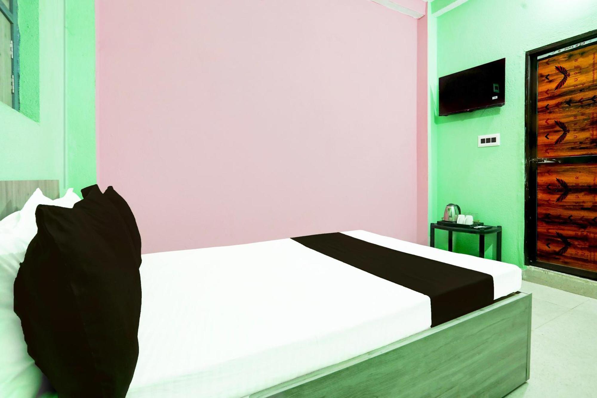 Hotel O Mochu Vatika Marriage Hall & Guest House Patna  Buitenkant foto